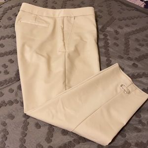 Rafaella Curvy beige crops EUC
